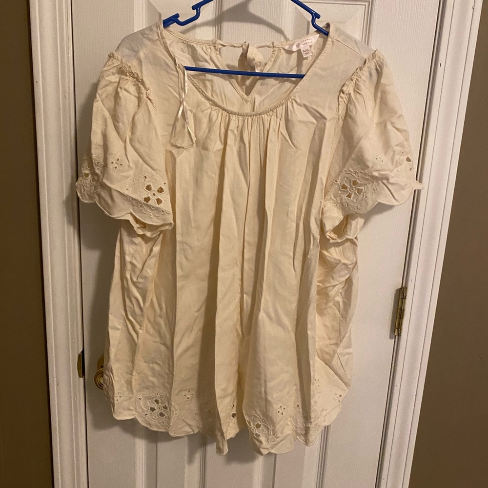 Lauren Conrad short sleeve peasant top